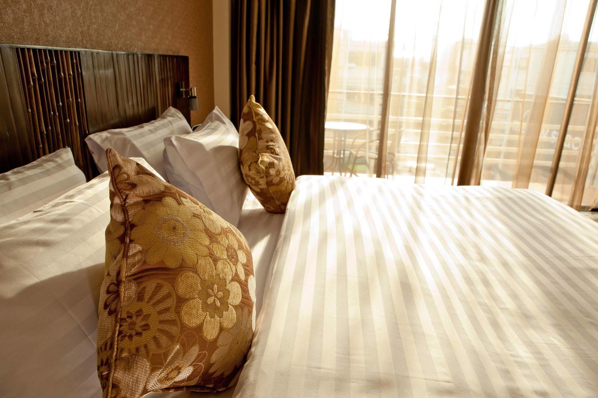 Mellow Space Boutique Rooms Karon Exterior photo